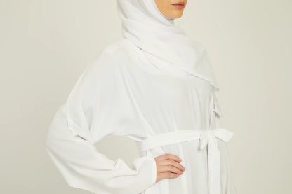 Abaya Fermée Simple avec Poches – Blanc
