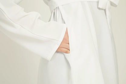Abaya Fermée Simple avec Poches – Blanc
