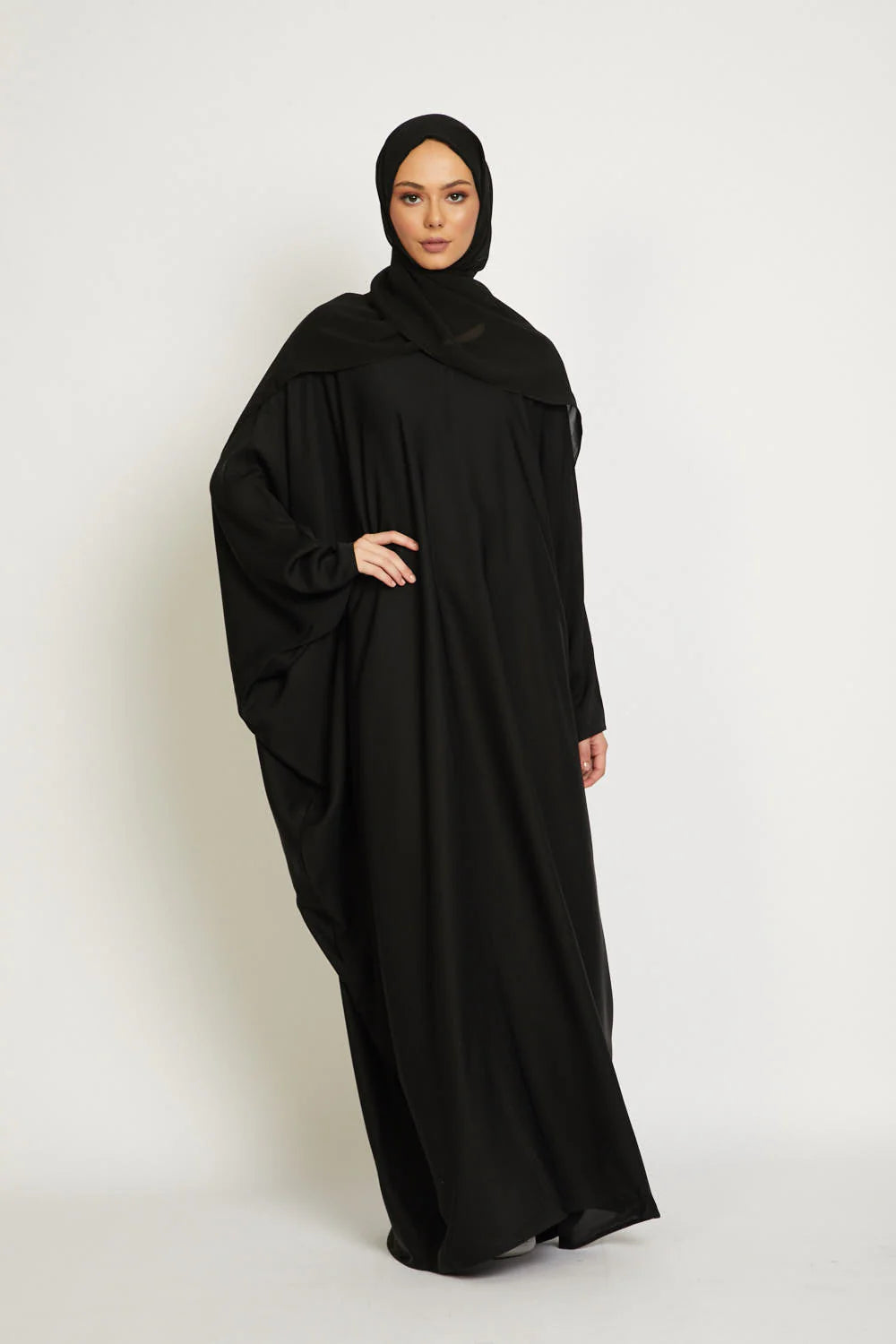 Farasha Fermée – Noir Profond