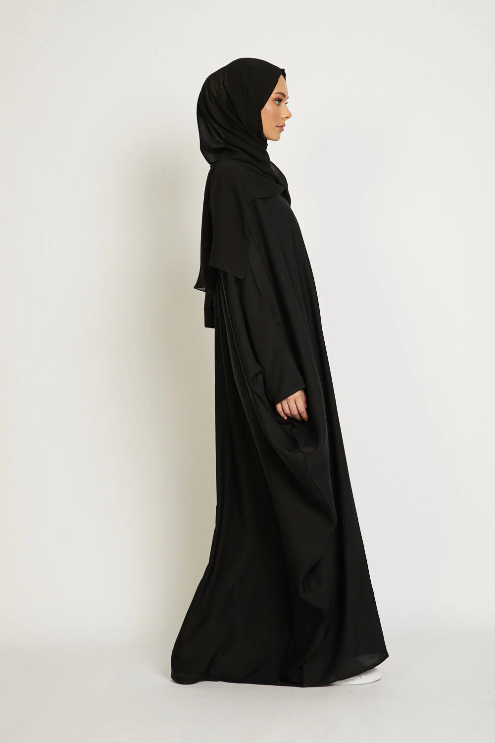 Farasha Fermée – Noir Profond
