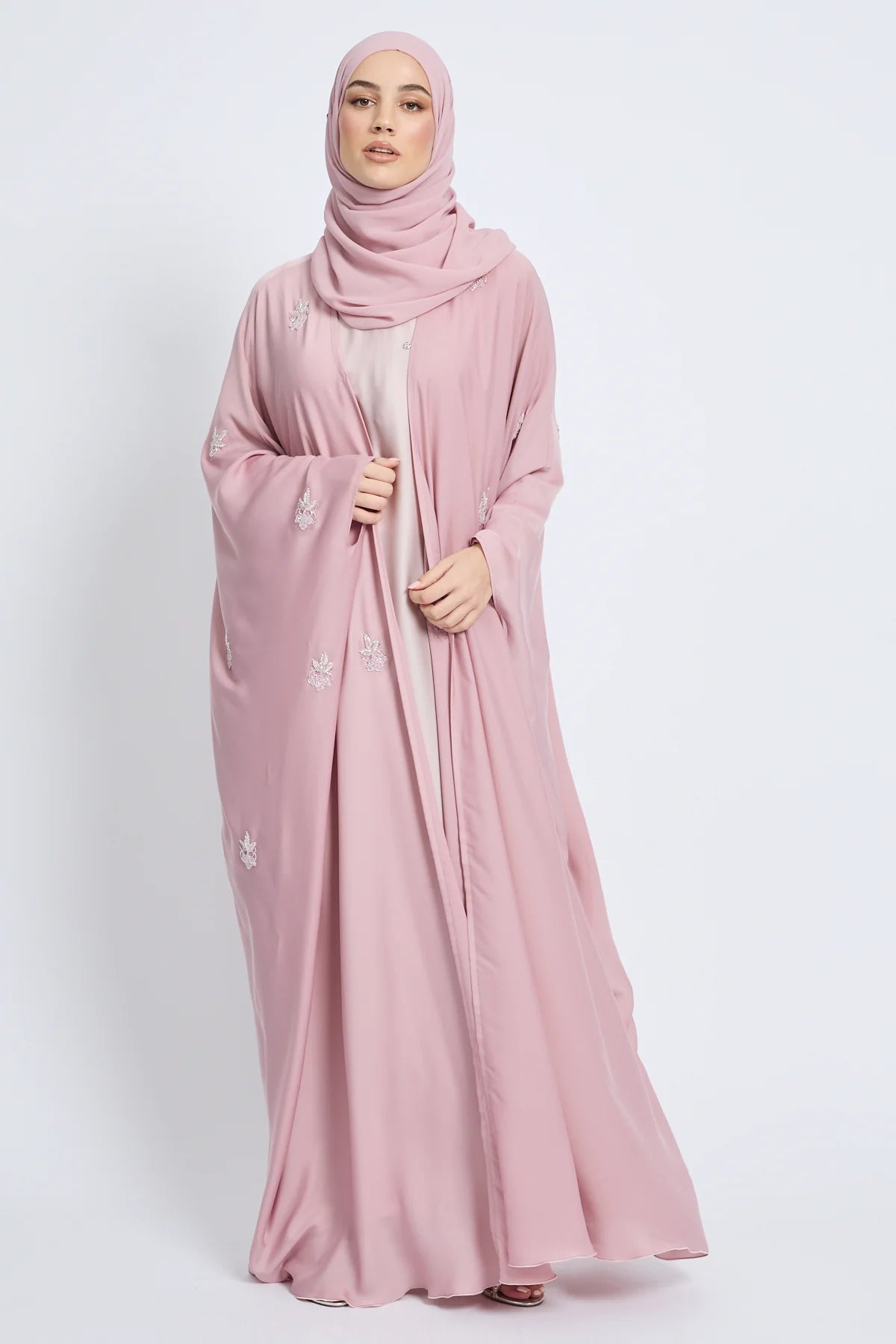 Farasha Royale Ouverte et Ornée – Blush Pink