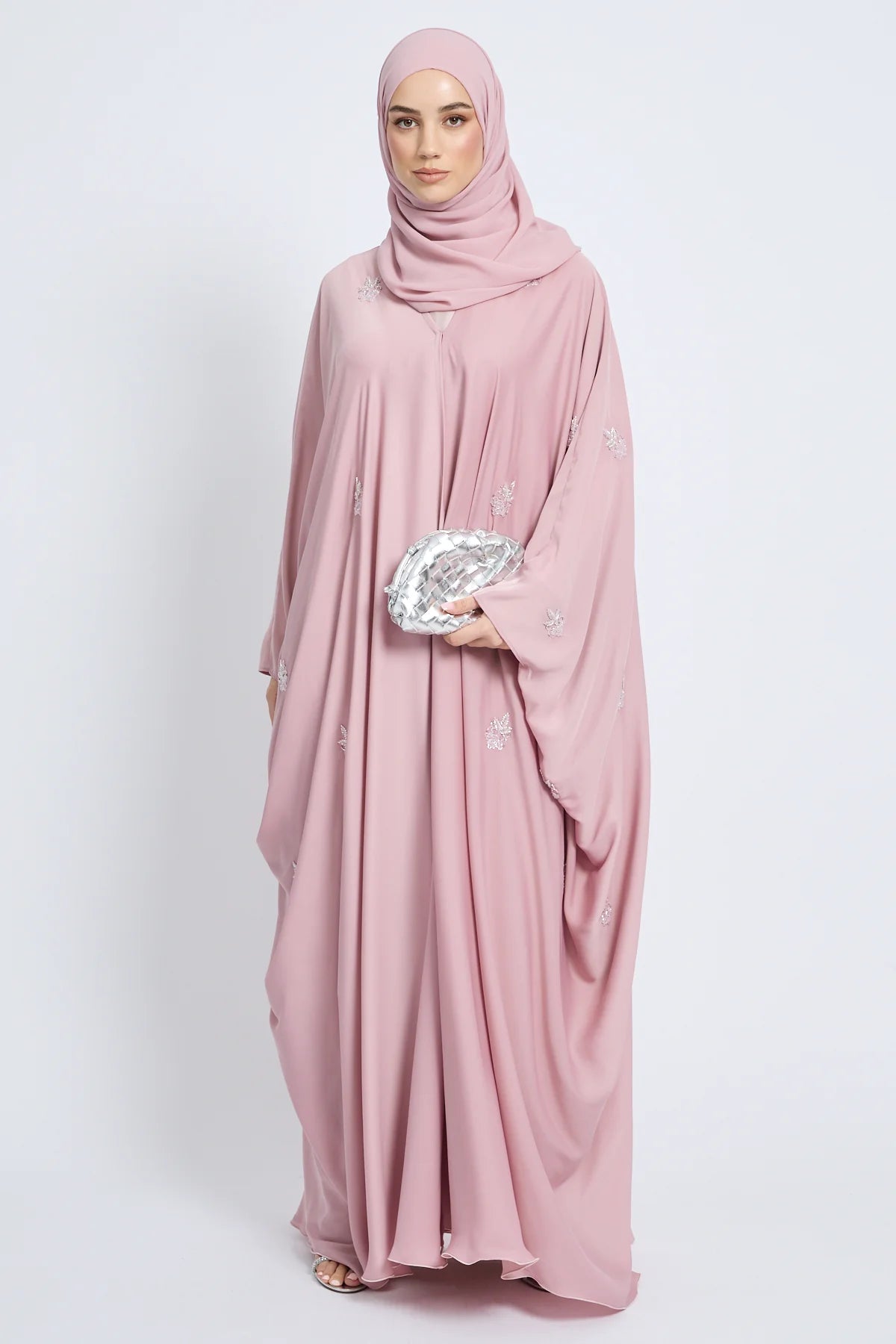 Farasha Royale Ouverte et Ornée – Blush Pink
