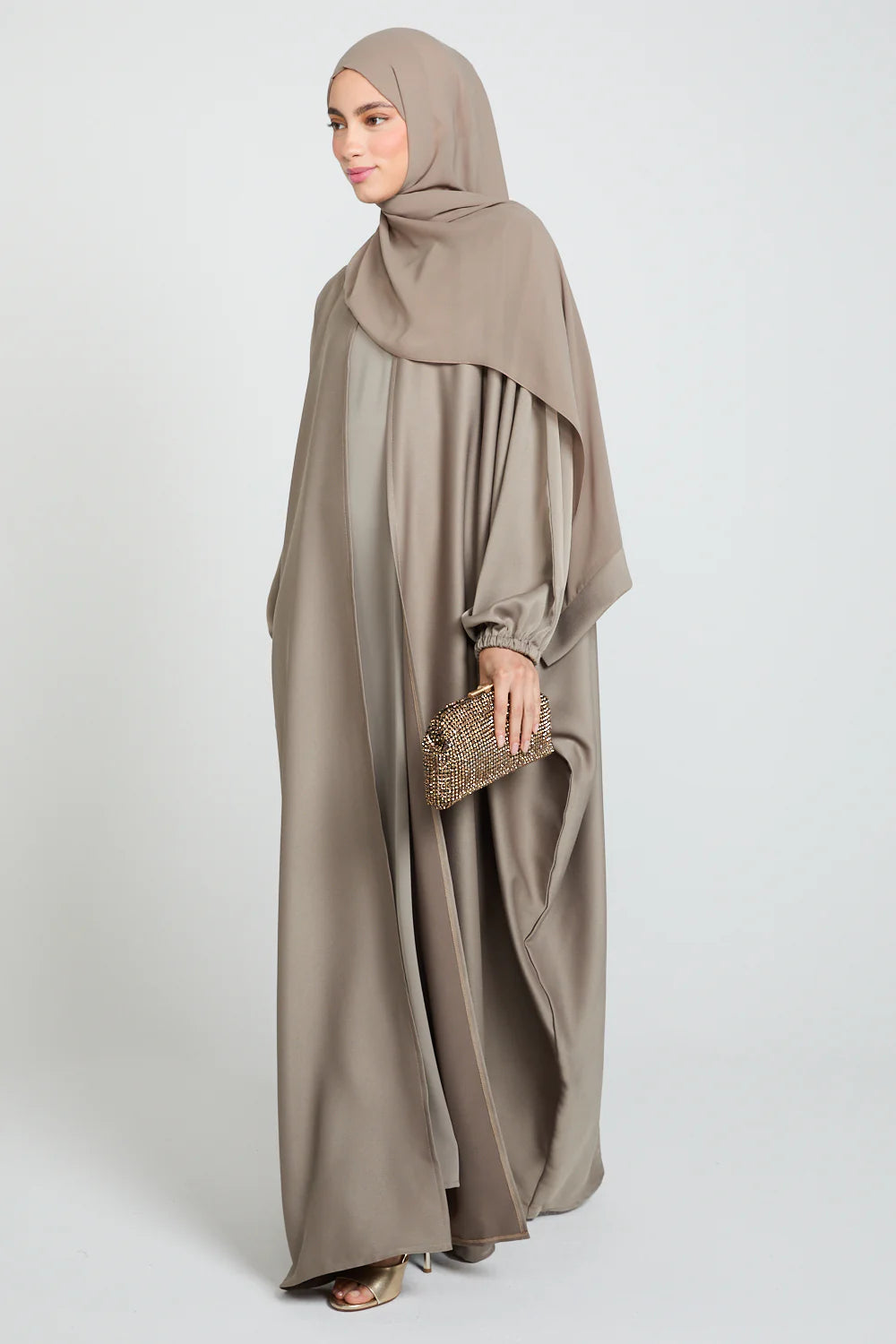 Bisht Ouvert Premium Royale – Desert Sandstone