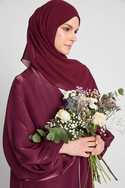 Abaya Ouverte en Organza Luxe Moonlight – Rose Bourgogne