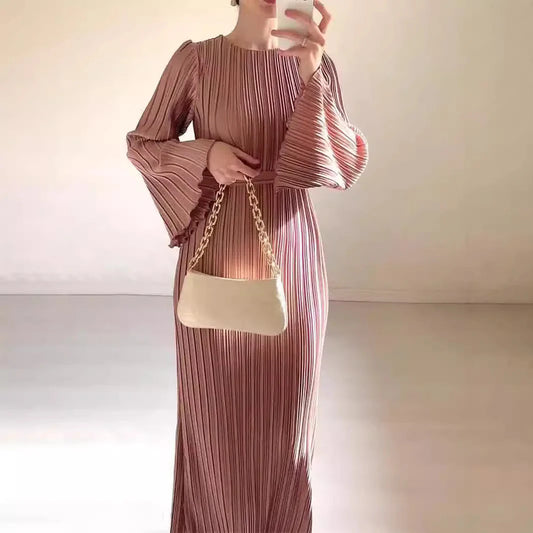Robe d'automne élégante à manches cloche plissées pour femme