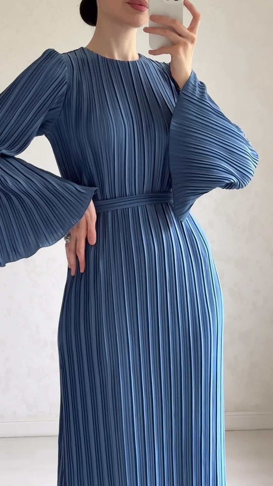 Robe d'automne élégante à manches cloche plissées pour femme
